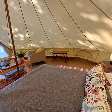 Camping Etang Du Camp Senergues Экстерьер фото