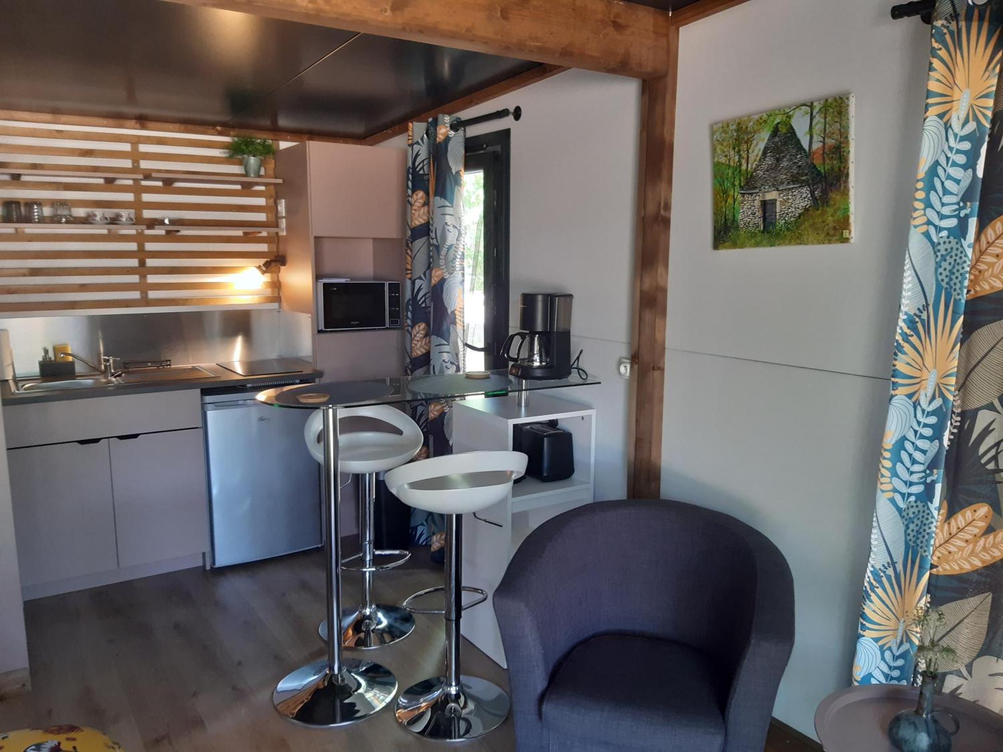 Camping Etang Du Camp Senergues Экстерьер фото